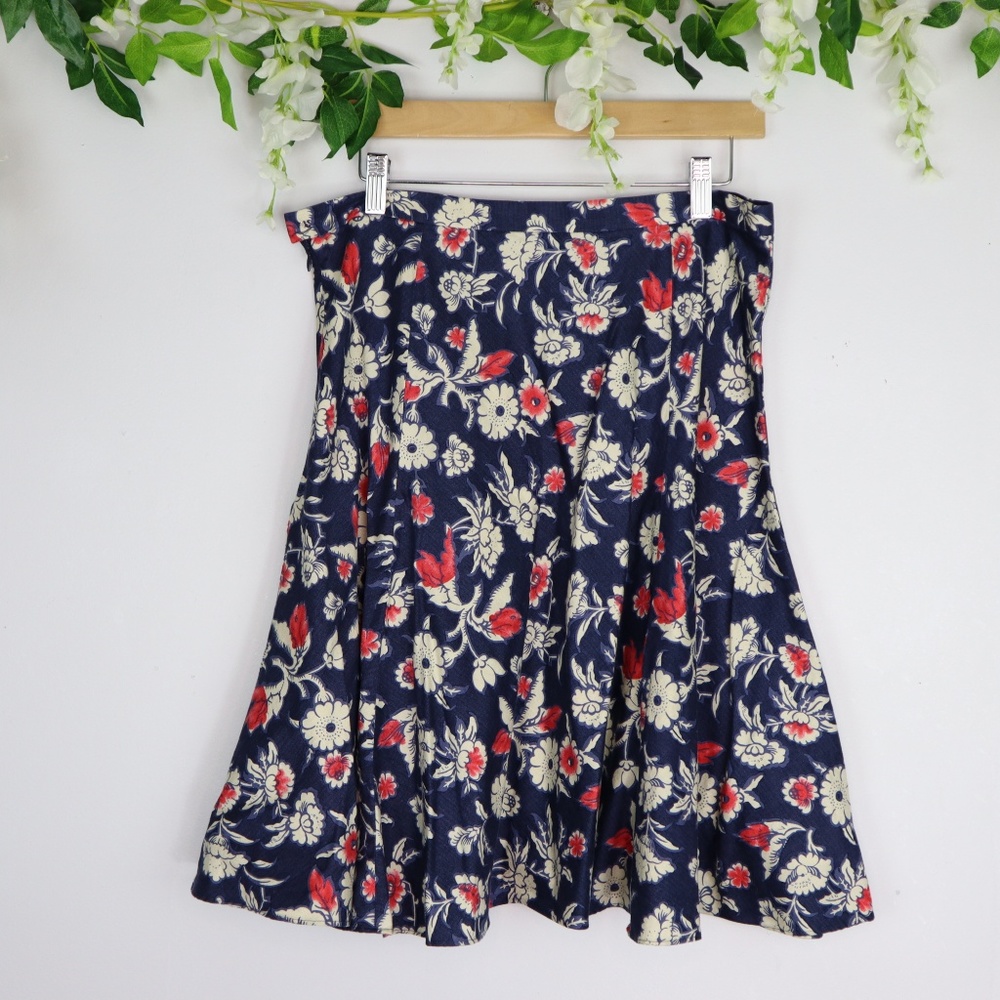 🌼 4 for $20 American Living Floral Skirt